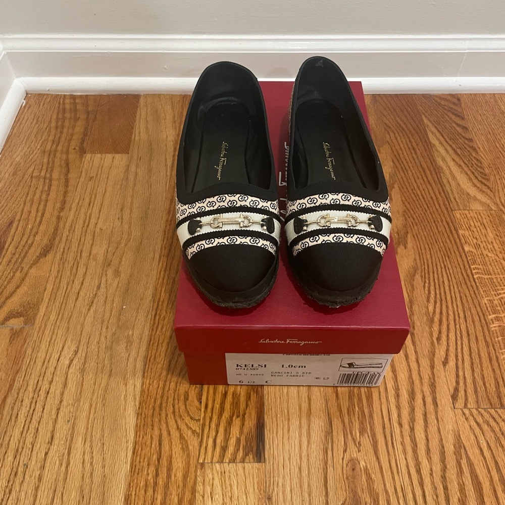 Salvatore Ferragamo Black and Cream Flats